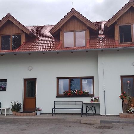 Na Samote U Lesa -Rasovna Apartment Msecke Zehrovice Luaran gambar